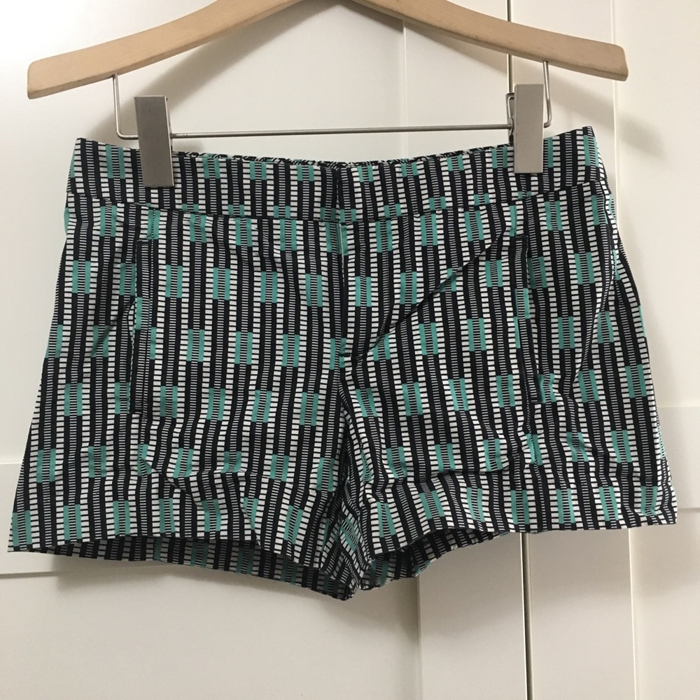 Gap patterned shorts